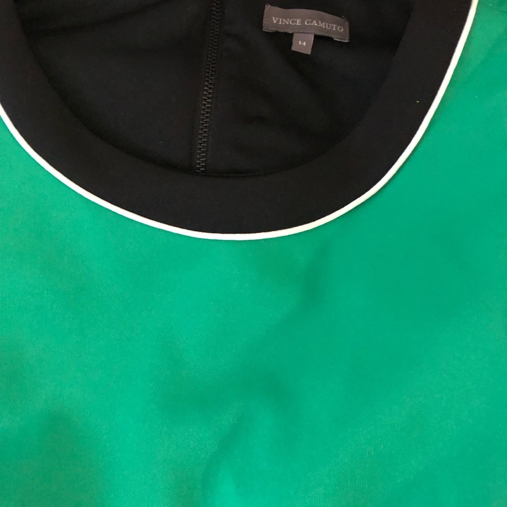 Vince Camuto Green and Black Top